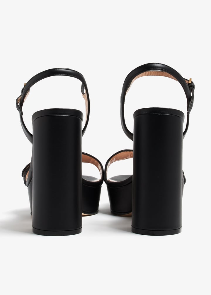 VIP【関税送料無料】希少 Gucci Jane Sandals Gucci Pre-Loved GG Marmont sandals for Women - Black in UAE