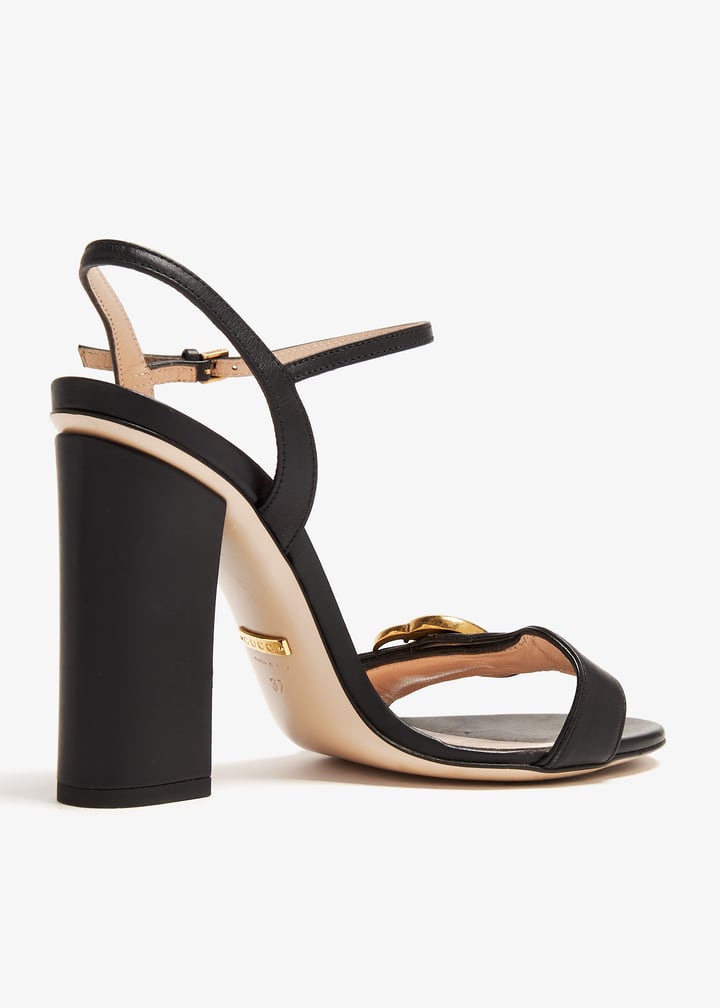 R*o様 使用感あり　GUCCI ミュール バンディング 8 1/2サイズ ブラ Gucci Black Patent Leather GG Marmont Pumps - Size 38,5