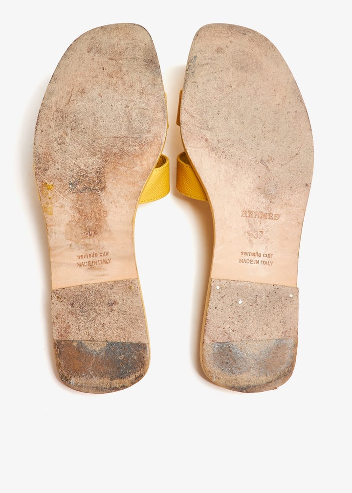 Hermès Pre-Loved Oran sandals for Women - Yellow in Qatar