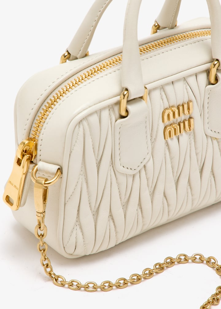 Miu Miu Pre-Loved Matelassé leather top handle bag for Women