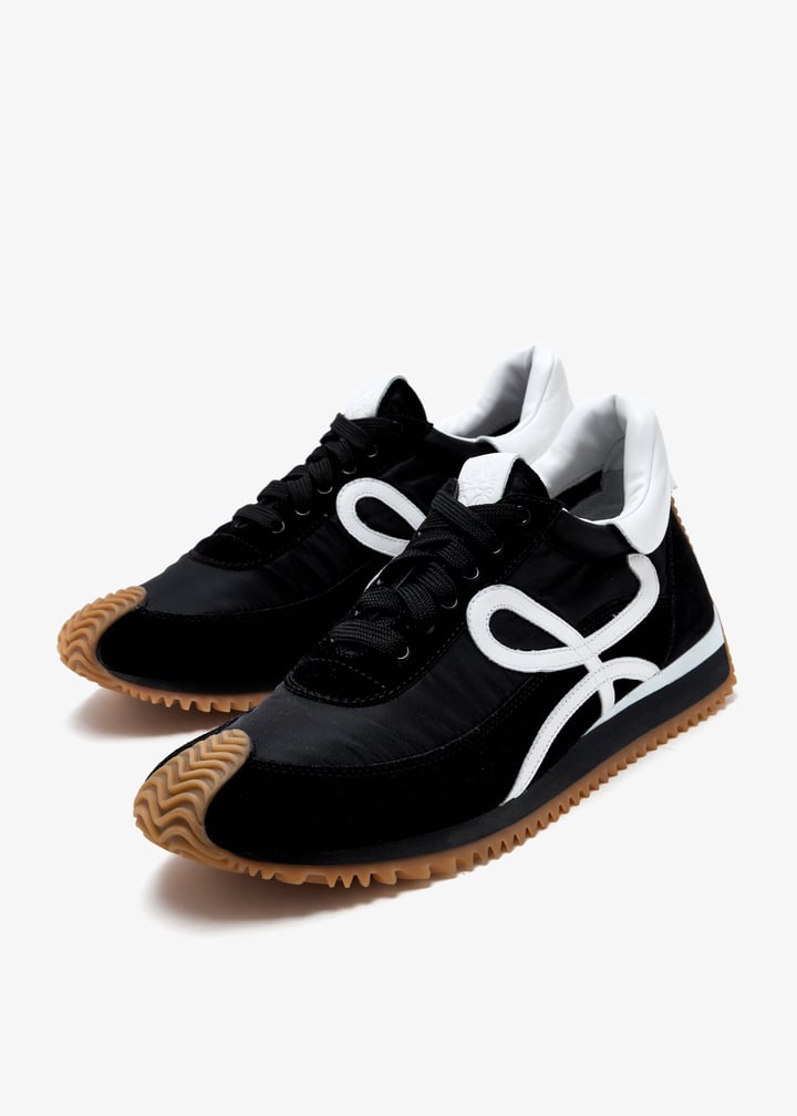 スニーカー LOEWE FLOW RUNNER SNEAKERS BLACK/WHITE/KAKI Amazon | [ロエベ] レディース FLOW RUNNER フローランナー