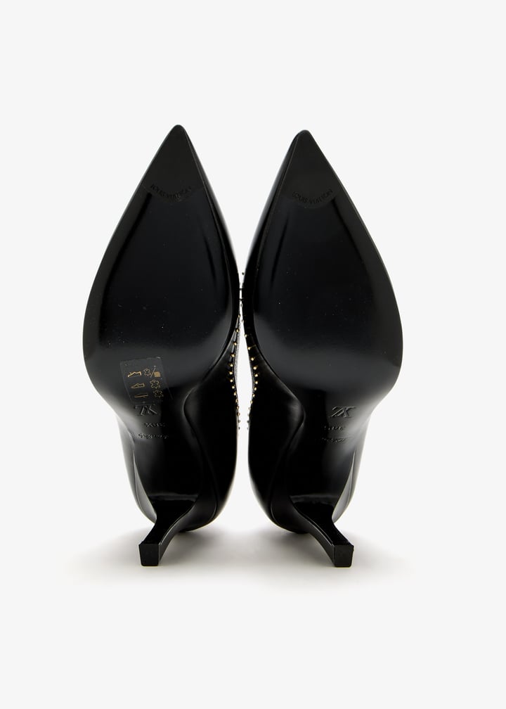 Louis Vuitton Pre-Loved Monogram Studded Cherie 100 pumps for