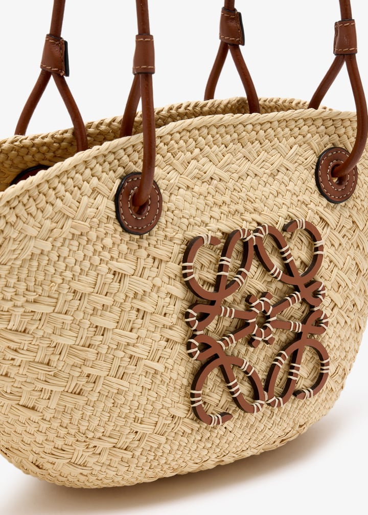 LOEWE Pre-Loved Small Anagram basket bag for Women - Beige