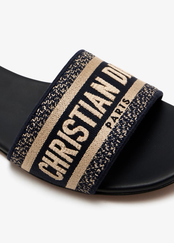 pl556230_5.jpg?ts=20250923035220