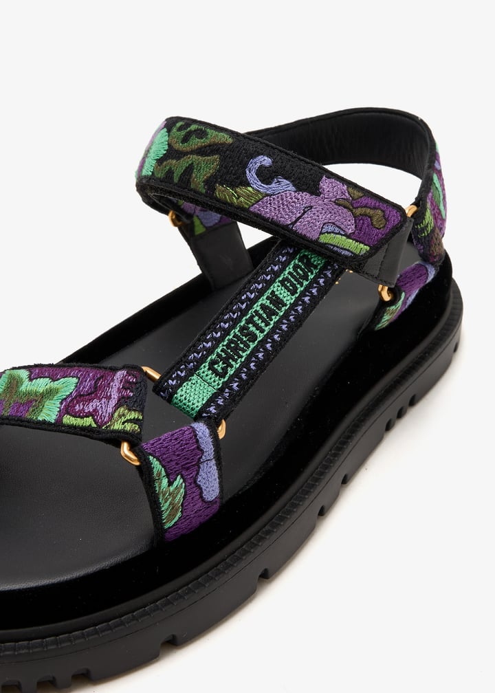 pl584810_5.jpg?ts=20251007032152