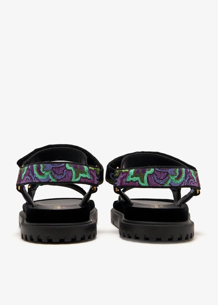 pl584810_6.jpg?ts=20251007032152