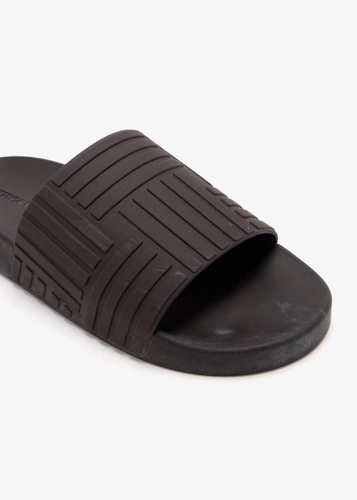 pl715393_5.jpg?ts=20260404223544