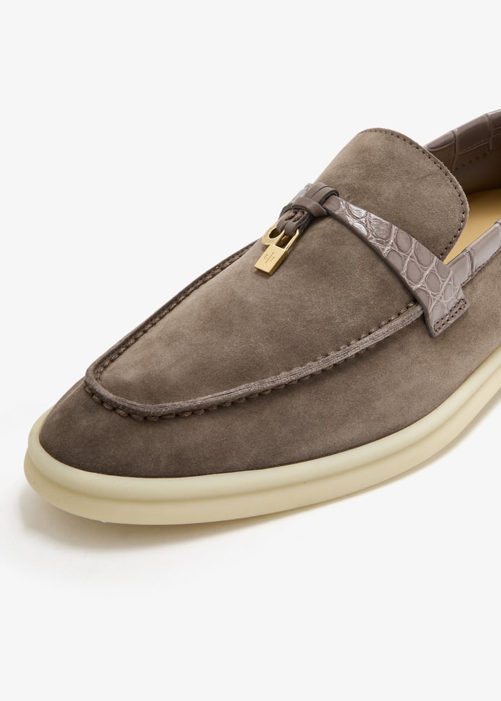 pldbrnlofr01-brown_2.jpg?ts=20260416133530