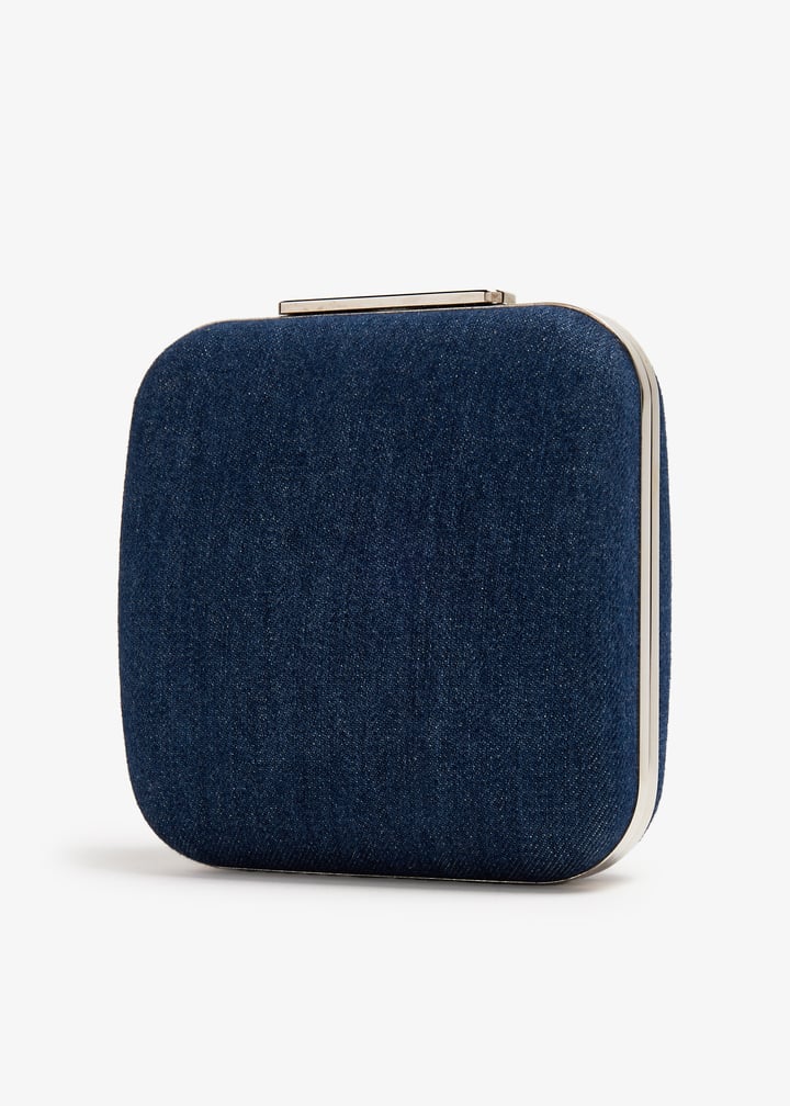 pldmanoloblahnikbagblue001_4.jpg?ts=20240625033035