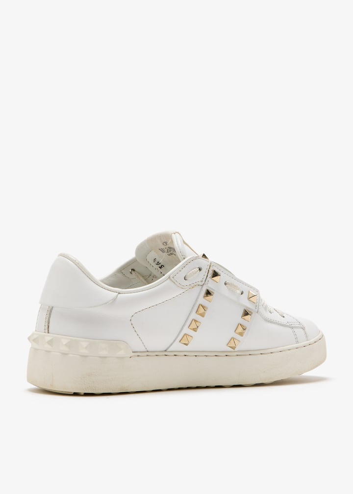 pldvalentinosnkrs01-white_3.jpg?ts=20250316144019