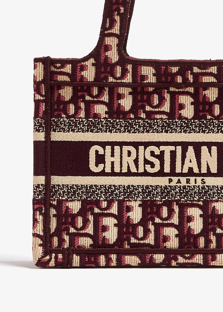 plx6xugufzrivwvmbxh-red_3.jpg?ts=20240808035526