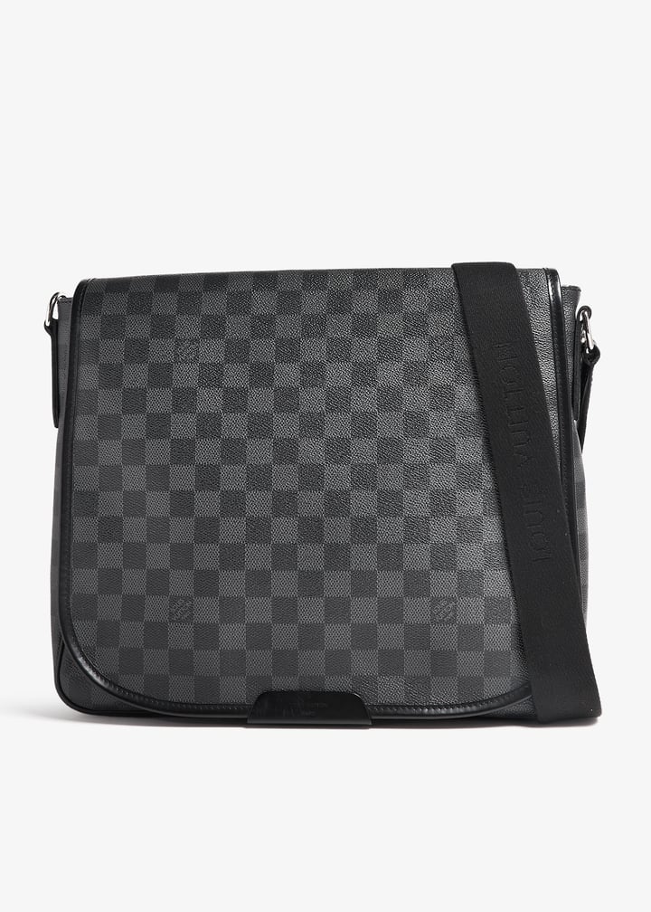 plxe565q0nyt8d38oq6-black_1.jpg?ts=20241009030517