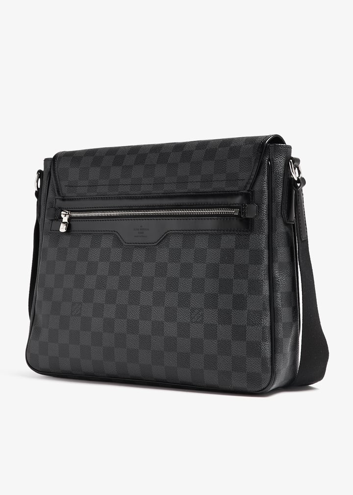 plxe565q0nyt8d38oq6-black_4.jpg?ts=20241009030517