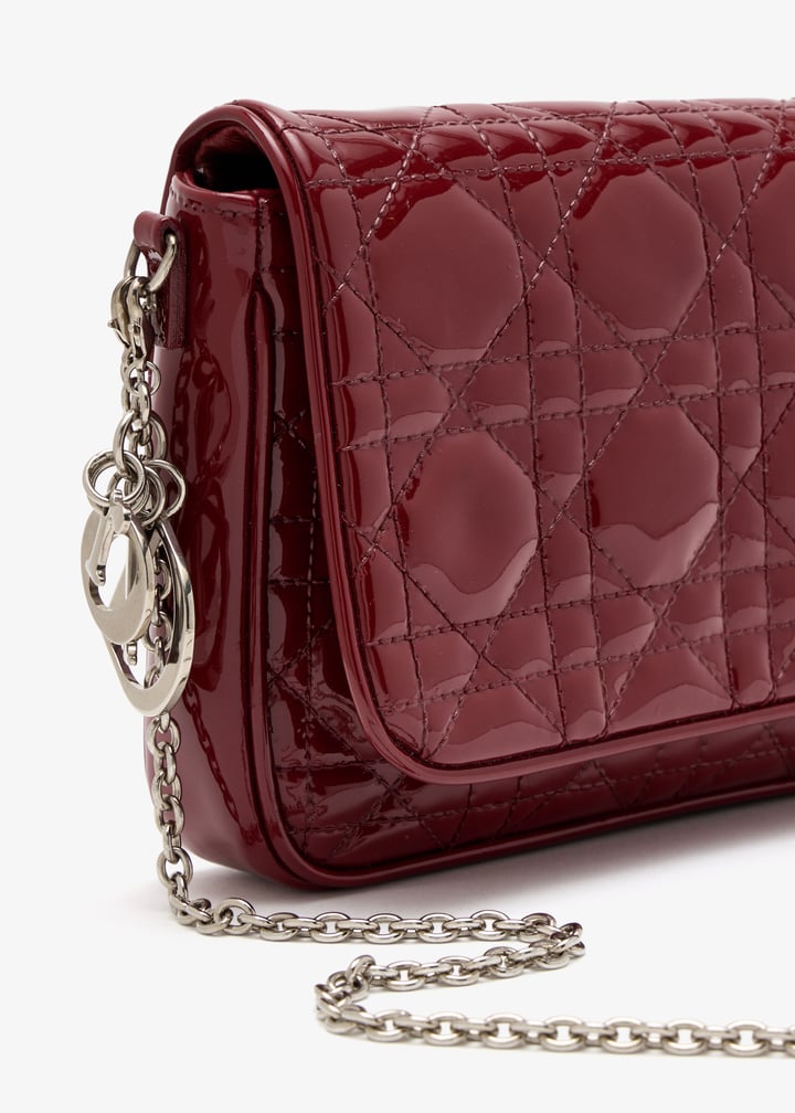 plxq9m7wvm79bcr97jk-red_5.jpg?ts=20260316020619