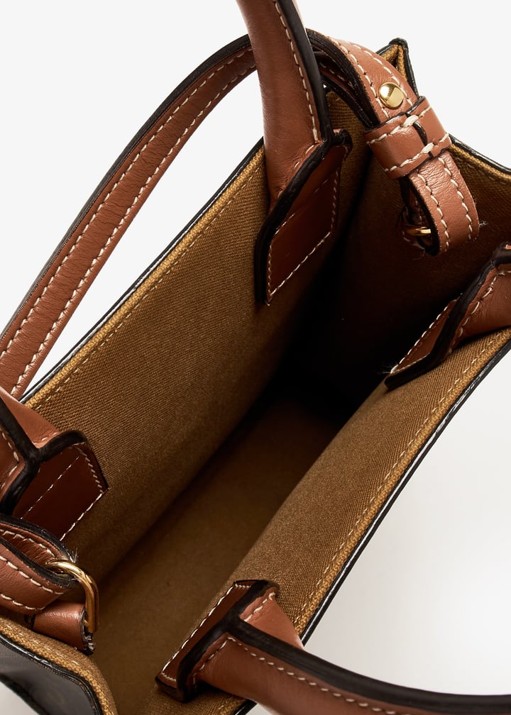 ☆VIPセール☆【CELINE直営店】MINI CABAS VERTICAL TRIOMPHE CELINE Pre-Loved Mini Triomphe Vertical Cabas bag for Women