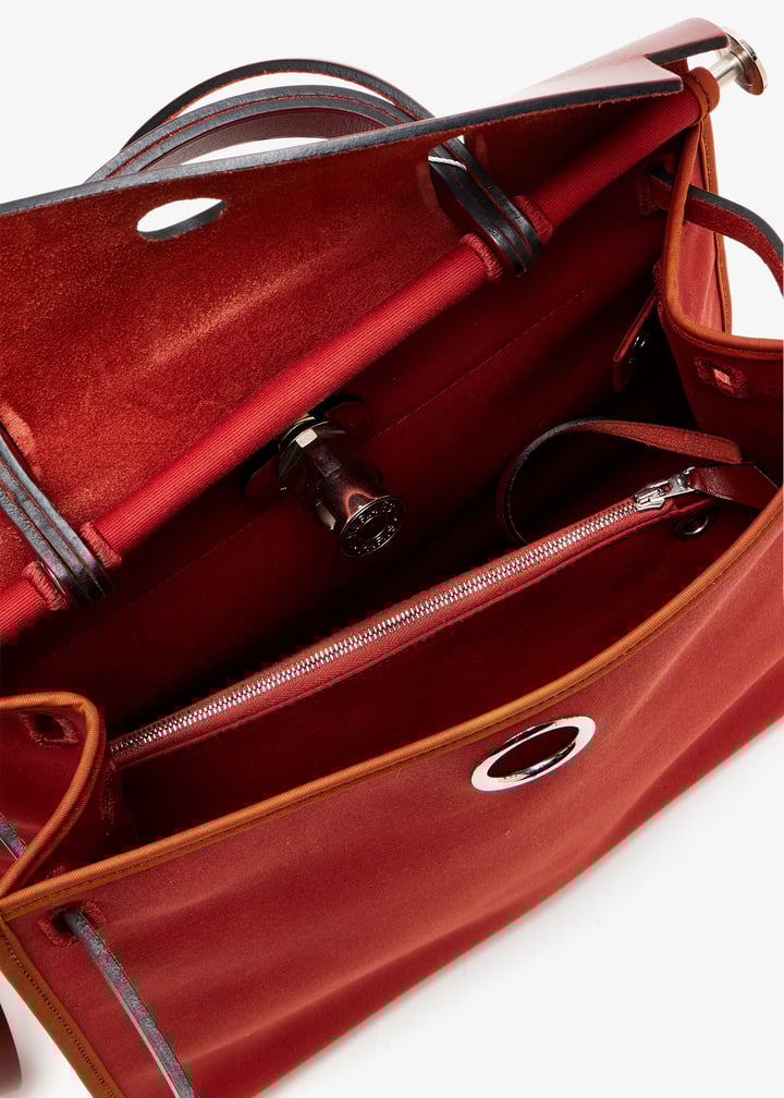 plxyp4n4zlueybfdelv-red_9.jpg?ts=20251126121254