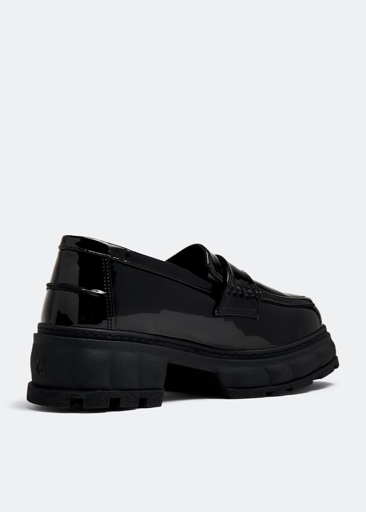 【関税込み】Viron ブラック Quantum ローファー Virón Quantum Black Apple Loafer