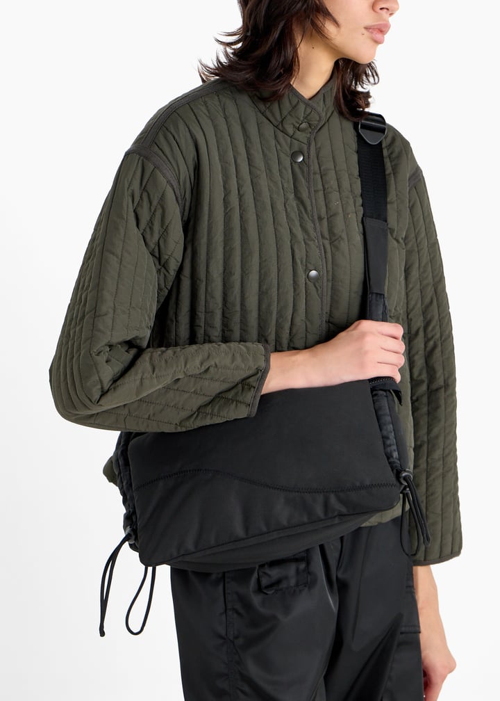 rising-blk_2.jpg?ts=20251018031610