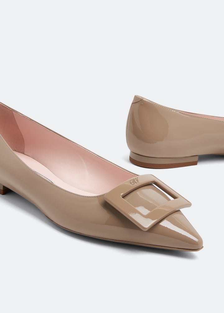Roger Vivier Gommettine ballerinas for Women Beige in UAE