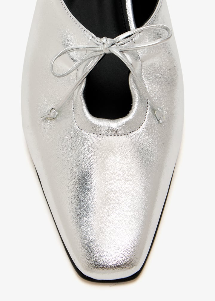 s100566-01_5.jpg?ts=20250528030526