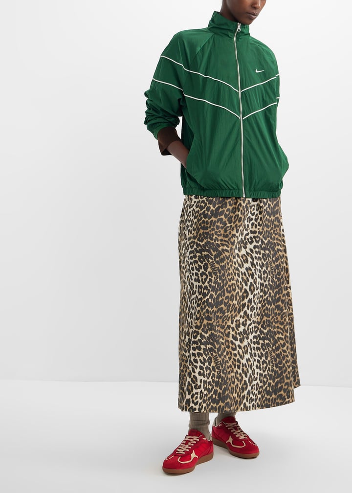 s100710-01_2.jpg?ts=20241210032518