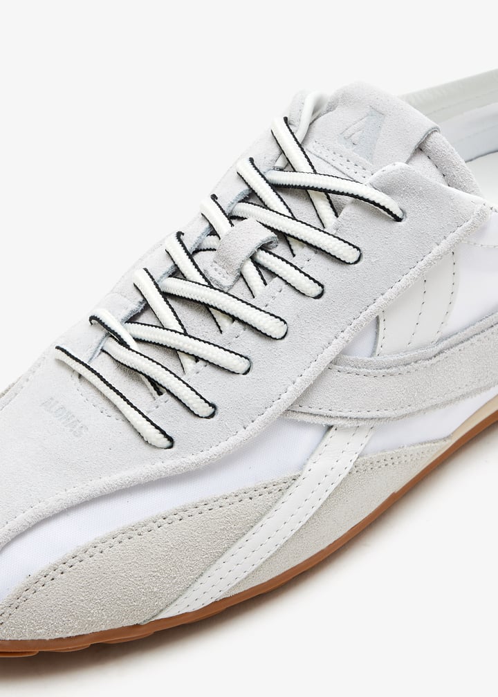 s101113-03_5.jpg?ts=20251127105807