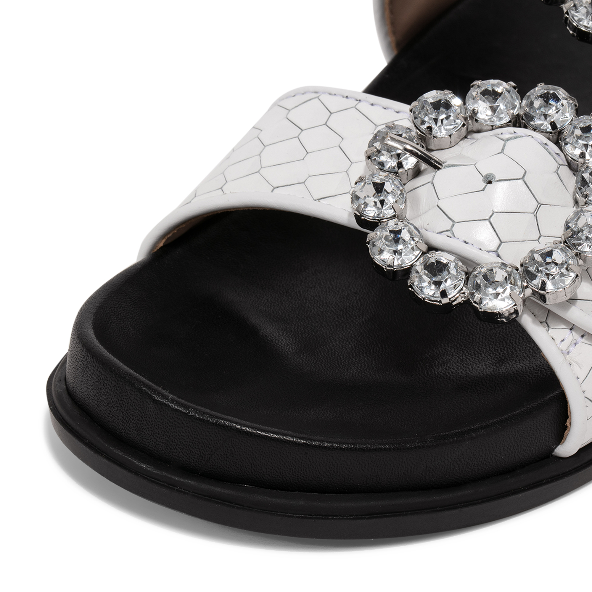 s2046400090001ux1b76-x89_3.jpg?ts=20220505184509