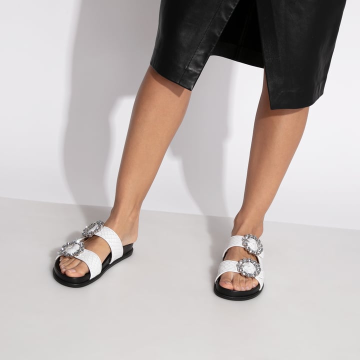 s2046400090001ux1b76-x89_4.jpg?ts=20220505184509