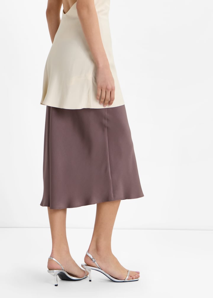 s2245900010007-x4r_2.jpg?ts=20260110034138