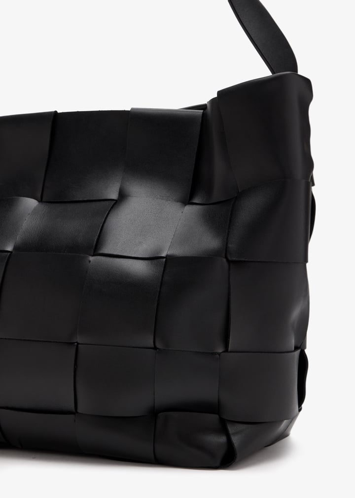 s24-002-blk_5.jpg?ts=20251118024215