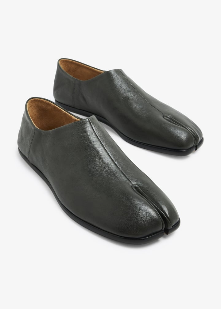 Maison Margiela Tabi babouche shoes for Men - Green in KSA | Level