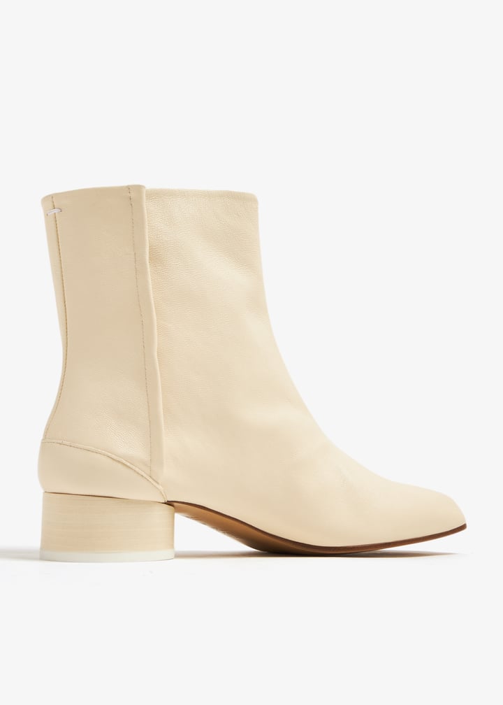 Maison Margiela Tabi ankle boots for Women - Beige in UAE