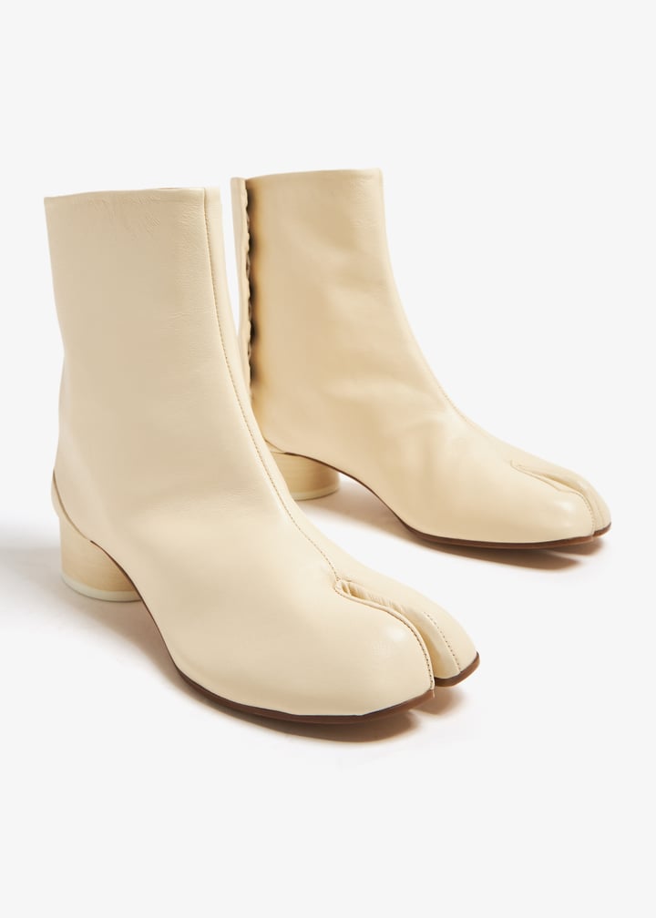 Maison Margiela Tabi ankle boots for Women - Beige in UAE | Level