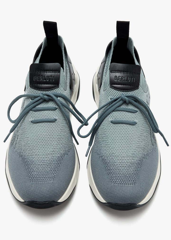 s6011-019-gradiantlightblue_5.jpg?ts=20250416113519