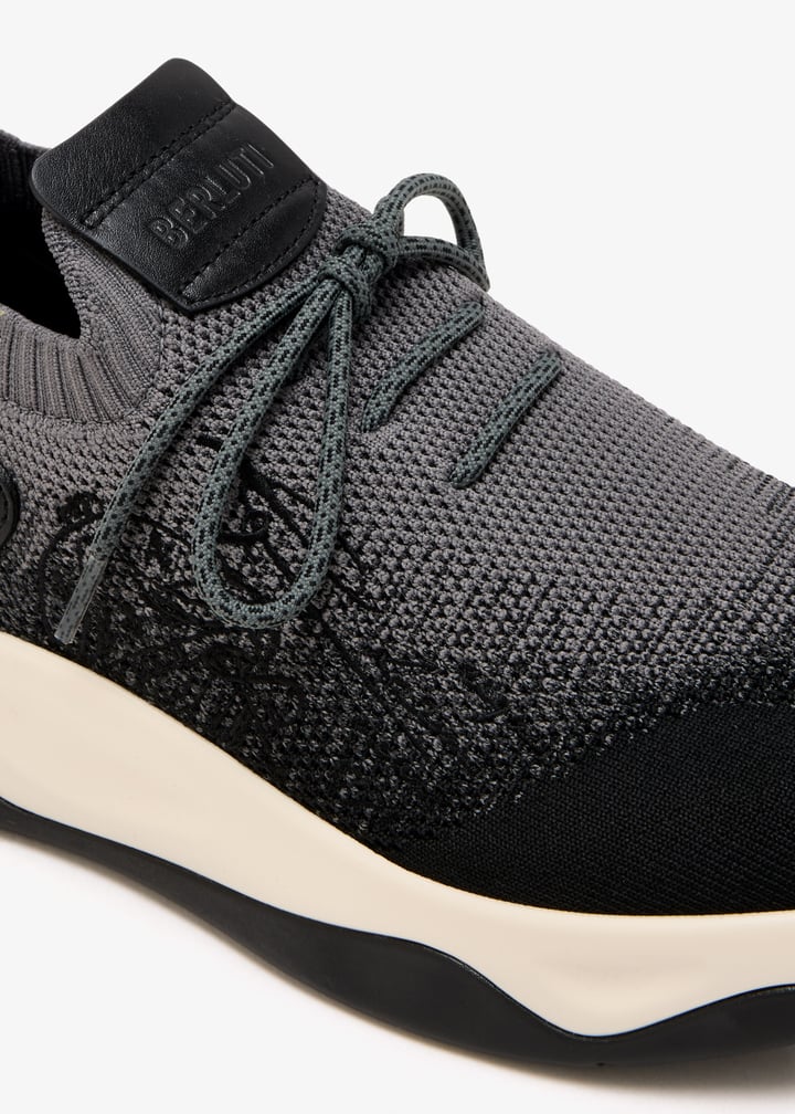 s6011-023-gradientgreyblack_5.jpg?ts=20260112104731