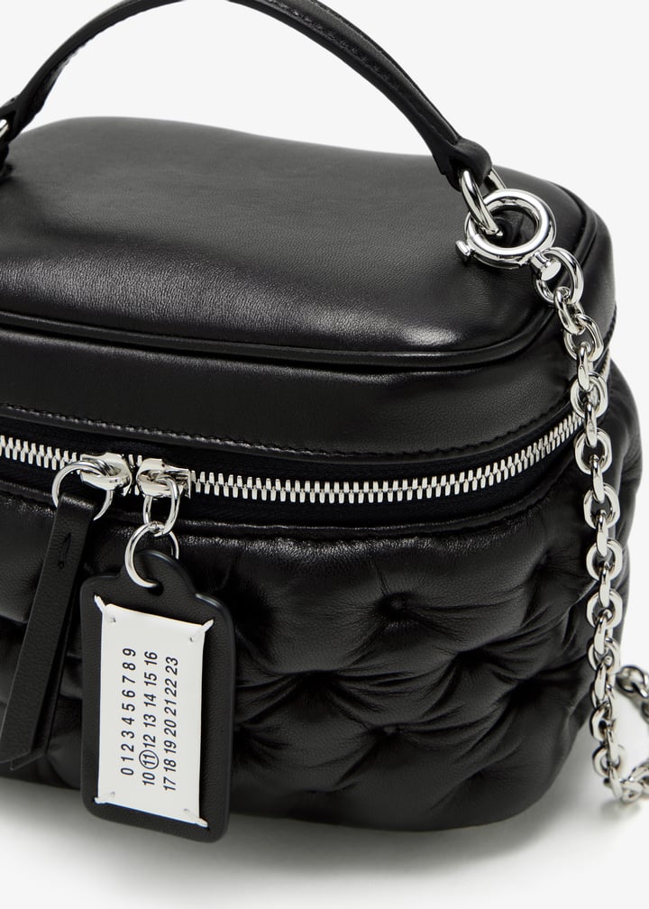 【Maison Margiela】Glam Slam バニティーバッグ Glam Slam Vanity Bag (SB2WD0091-P6434-BLACK)