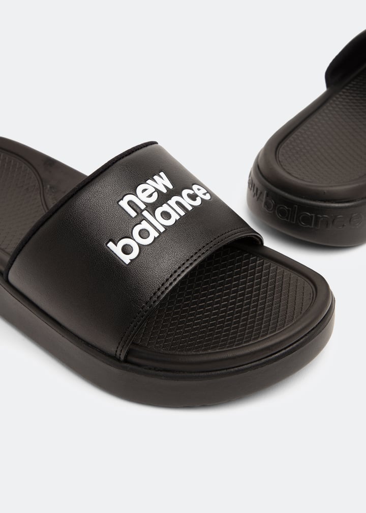 [NEWBALANCE] SD1301 SLIDE★ New Balance Logo slides for Men - Black in USA | Level Shoes