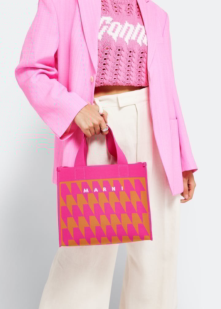 shmp0083a2p4556-zo422_2.jpg?ts=20230808040532