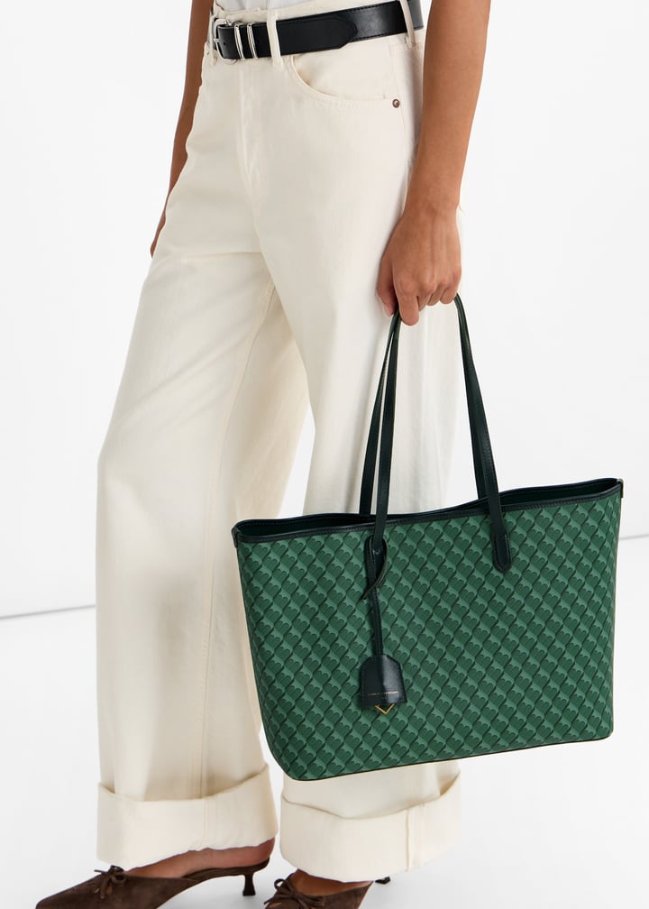 shoppermonogram-meg_2.jpg?ts=20260811020708