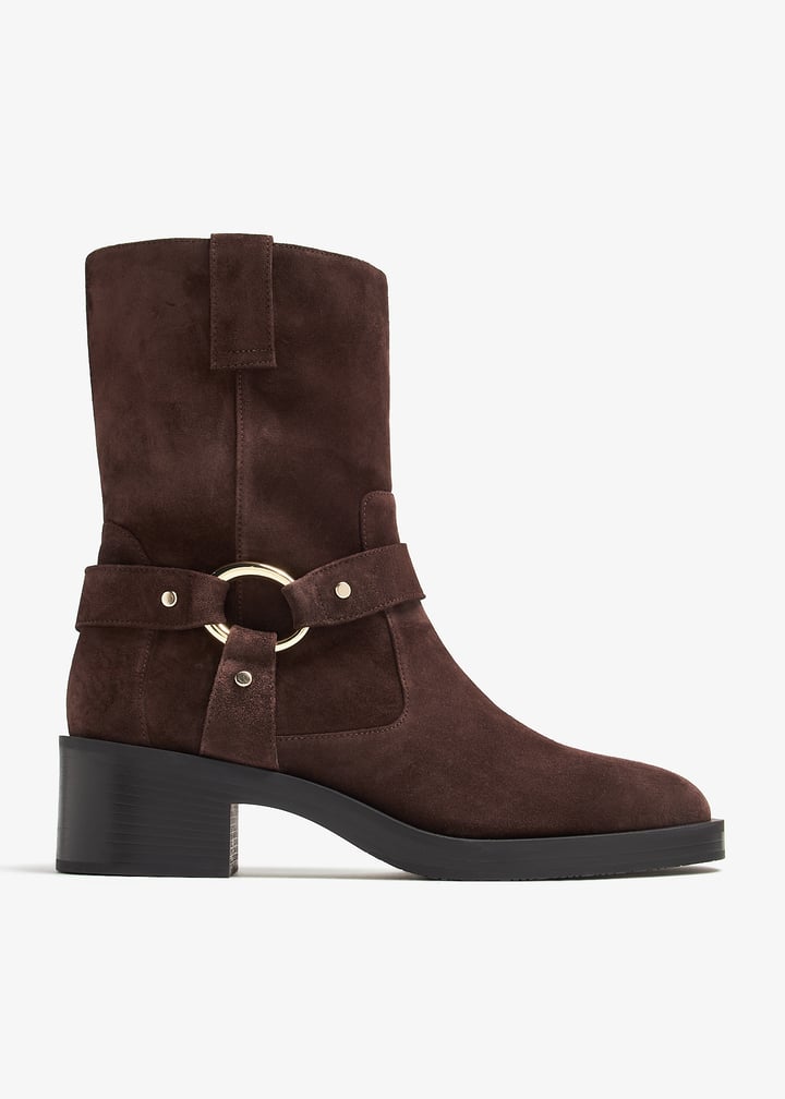 【極美品✨】Jalan Sriwijaya 98317UK7.5 Stuart Weitzman Jax booties for Women - Brown in KSA | Level