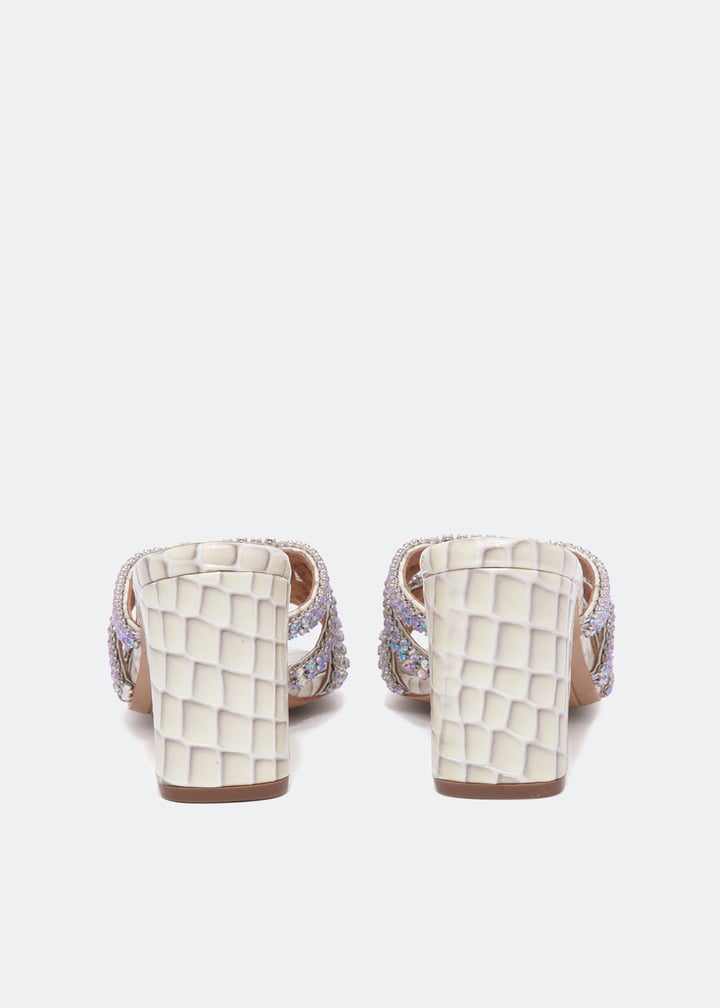 simone-ivory_3.jpg?ts=20221006173013