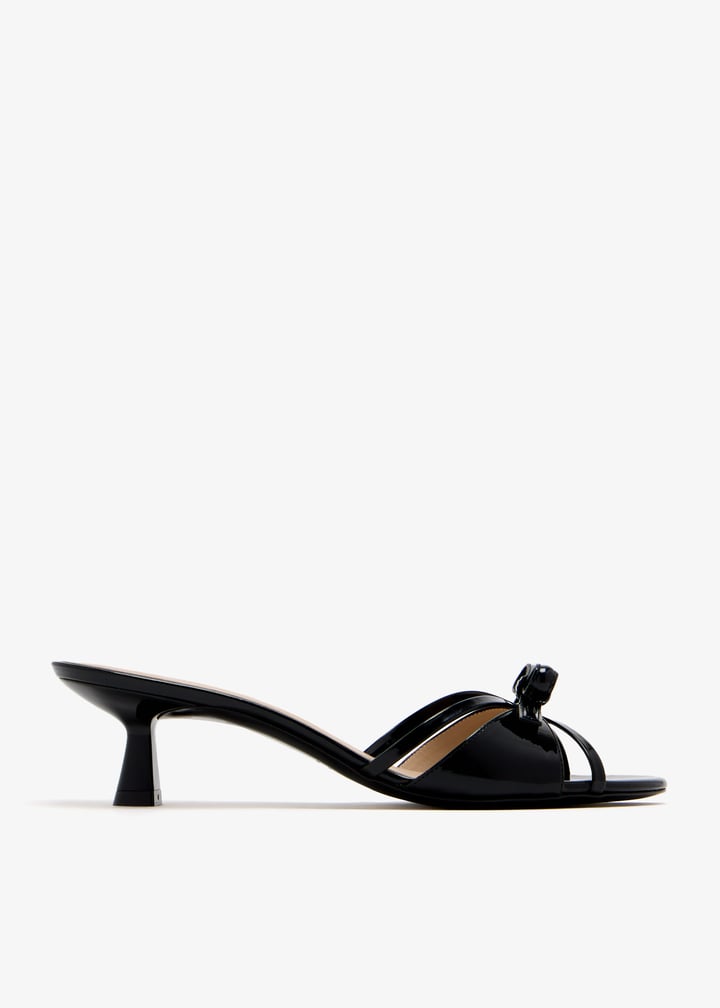 sk118-blk_1.jpg?ts=20241219030516