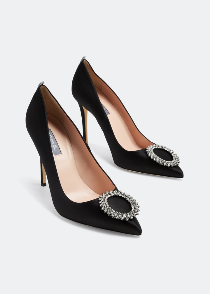 Sly pumps