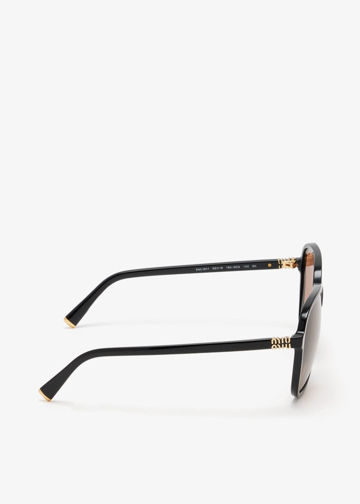 smub01058e16kfe90qc_6.jpg?ts=20260309050944