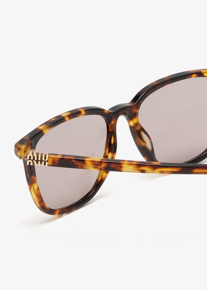 smub03053e14lfe20ic_5.jpg?ts=20260309050953