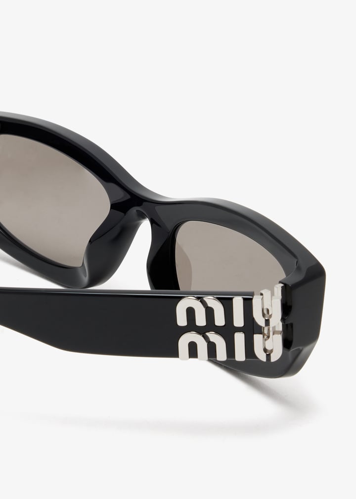 smub04053e16kfe80qc_5.jpg?ts=20260309050957