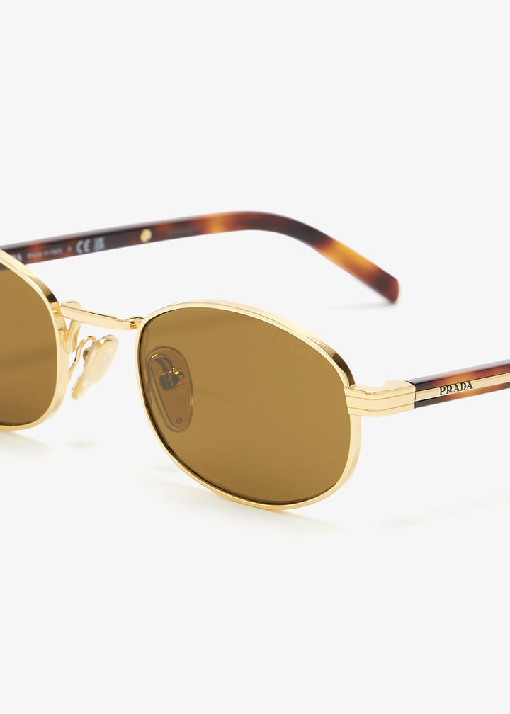 【極美品】PRADA sunglasses gold brown logo Prada Eyewear Gold Logo Sunglasses Prada