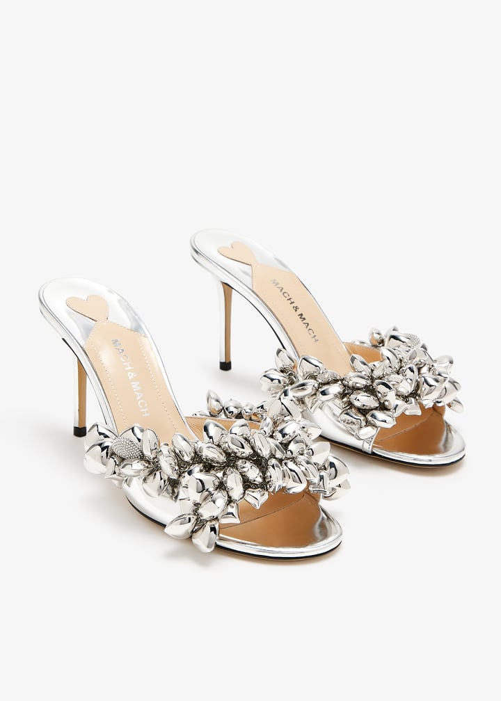 MACH & MACH パフィー ハート リング 95 スエードミュール MACH & MACH Puffy Heart mules for Women - Silver in UAE