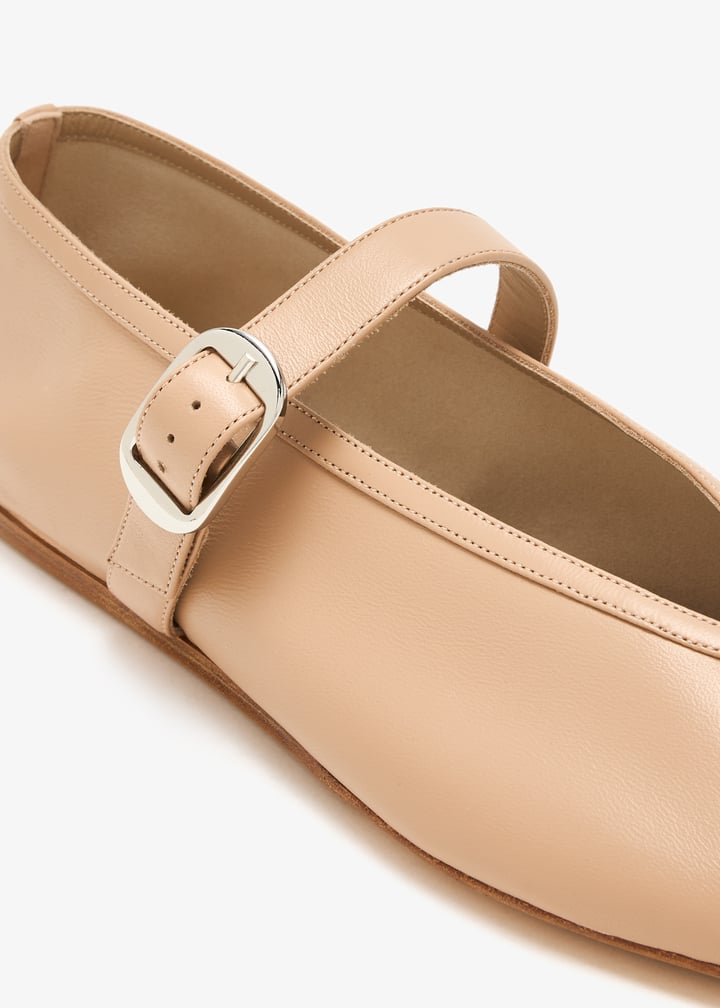 ste-lea-faw_5.jpg?ts=20250620035847