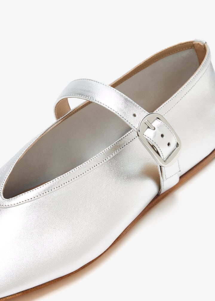 ste-lea-slv_5.jpg?ts=20250620035848